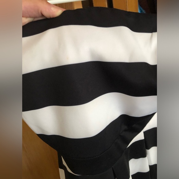 Barbie black and white dress - Picture 5 of 5